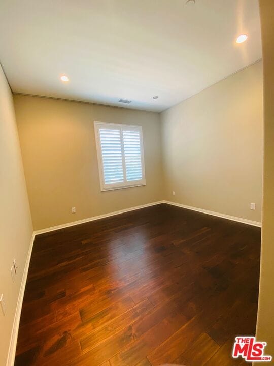 Building Photo - 51 Ivory Petal