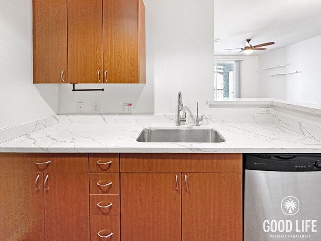 Building Photo - Resort-Style 1BR in Anaheim | Gym, Pool, Jacuzzi & Balcony