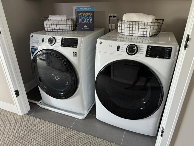 Building Photo - 1526 Albany St