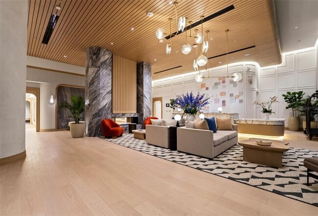 Building Photo - 3015 S Ysabella Ave