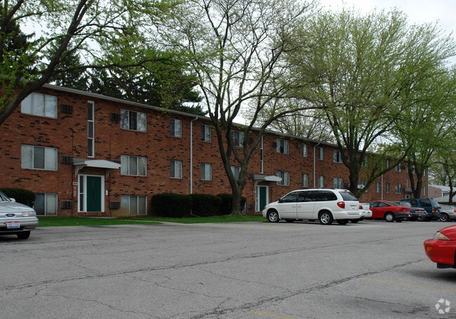 Building Photo - 4040-4080 Royer Rd