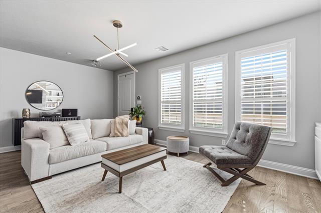 Building Photo - 5759 Headquarters Dr