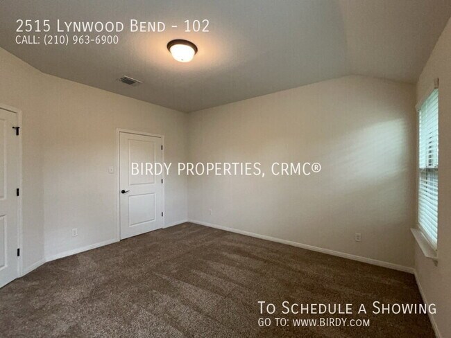 Building Photo - 2515 Lynwood Bnd