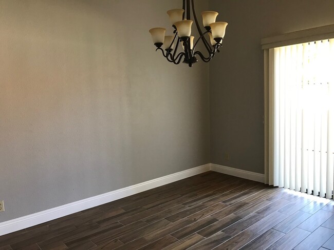 Building Photo - 3 Bed 2 Bath House in El Cajon - Brand New...