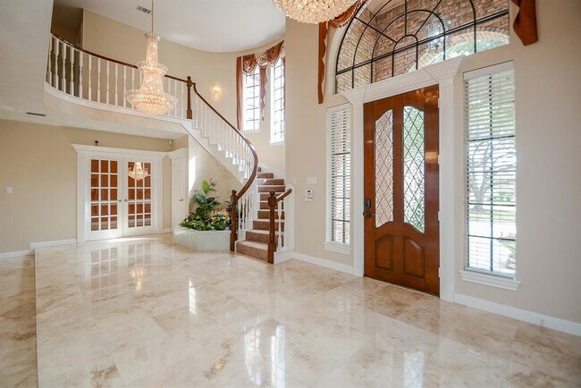 Building Photo - 17407 Widmore Pl