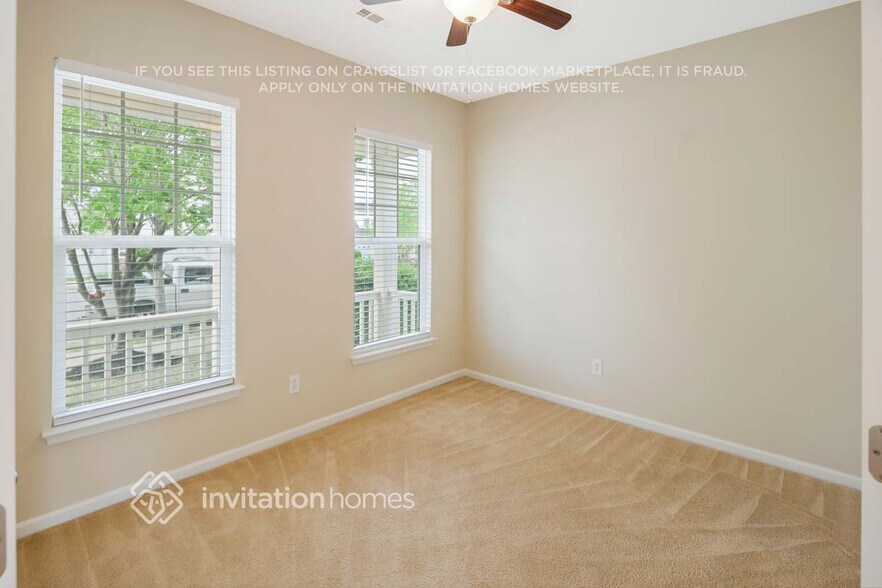 Building Photo - 3639 Grove Creek Pond Dr SW