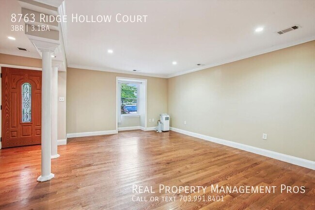 Building Photo - 8763 Ridge Hollow Ct