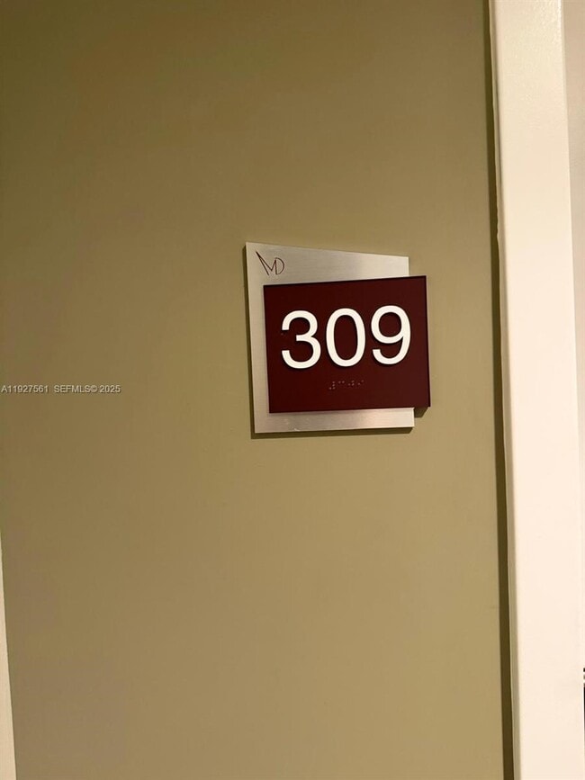 Building Photo - 7661 NW 107th Ave