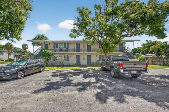 Building Photo - 809 Lighthouse Dr