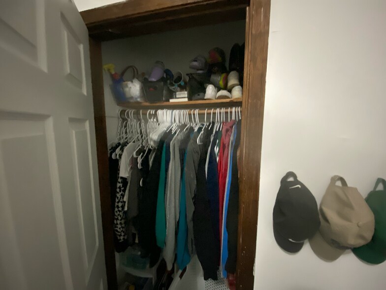 Building Photo - 10 Parker Hill Ave