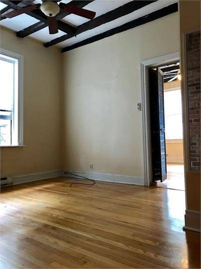 Building Photo - 32 N Ferry St