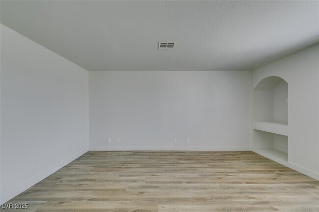 Building Photo - 6932 Kilgore Dr