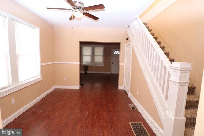 Building Photo - 506 Ridgeway St