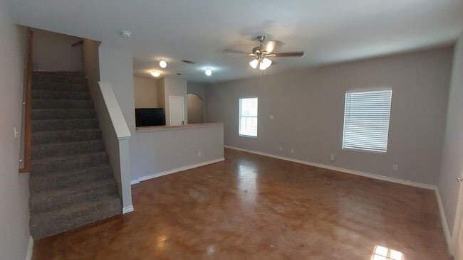Building Photo - PENDING GRANITE KITCHEN UPDATE AND NEW FLO...
