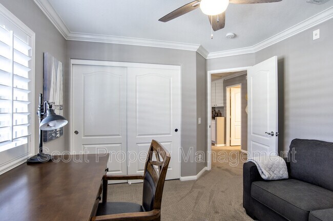 Building Photo - 40021 Spring Pl Ct