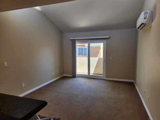 Building Photo - 5252 Balboa Arms Dr