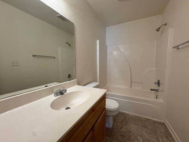 Building Photo - 3805 Ys Pak Ct
