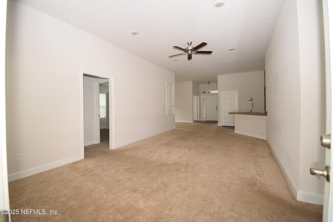 Building Photo - 7285 Gateway Ct