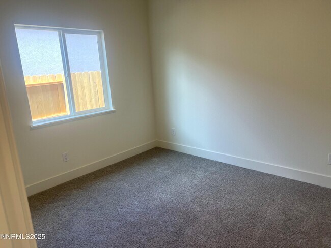 Building Photo - 6182 Lazy Mdw Wy