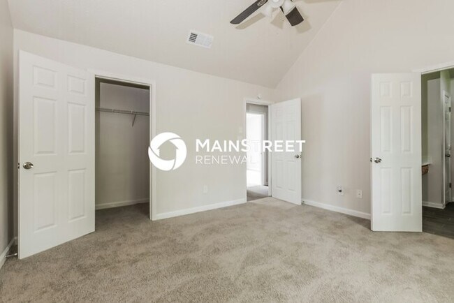 Building Photo - 5 Bedroom Pet-Friendly Home in McDonough, ...