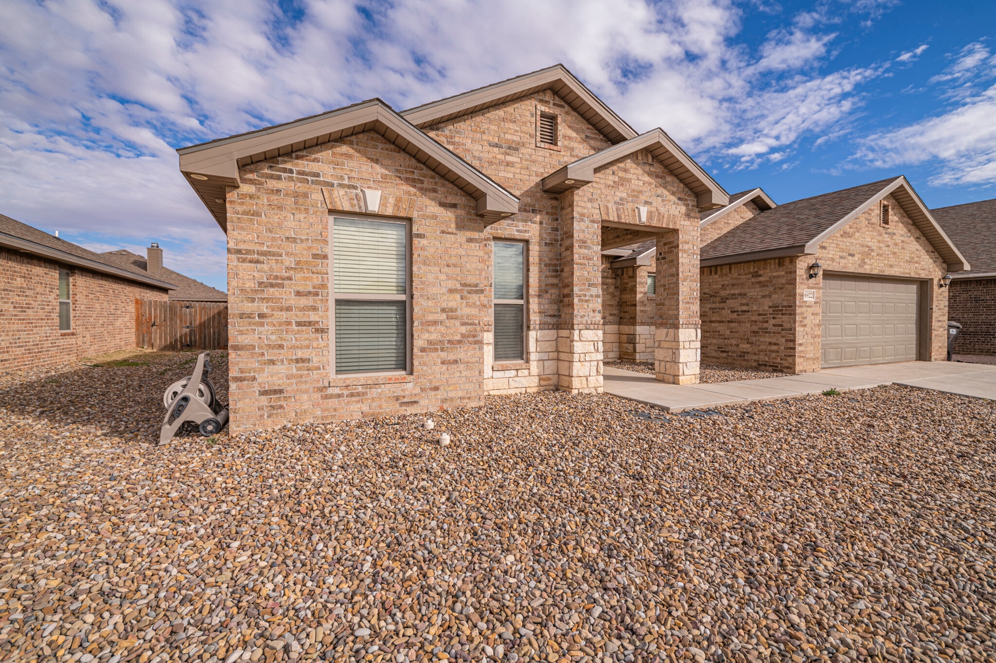 Building Photo - 6922 Ranch Hand Dr