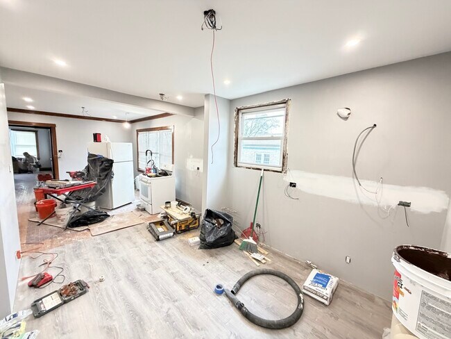 Building Photo - 4934 N Marmora Ave