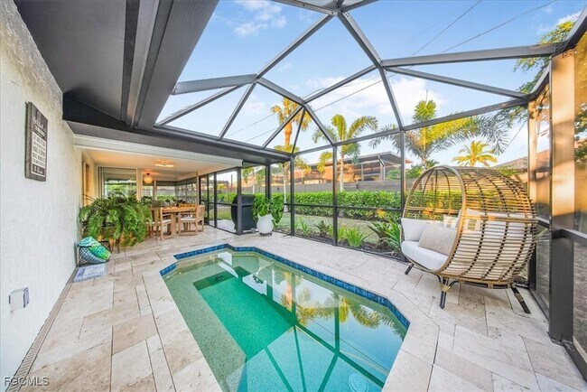 Building Photo - 4548 Genoa Ave