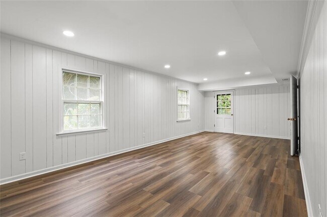 Building Photo - 2340 Castleridge Ct