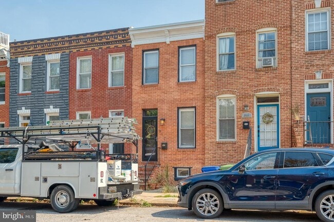 Building Photo - 917 Baylis St