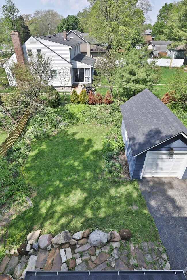 Building Photo - 125 S Knox St