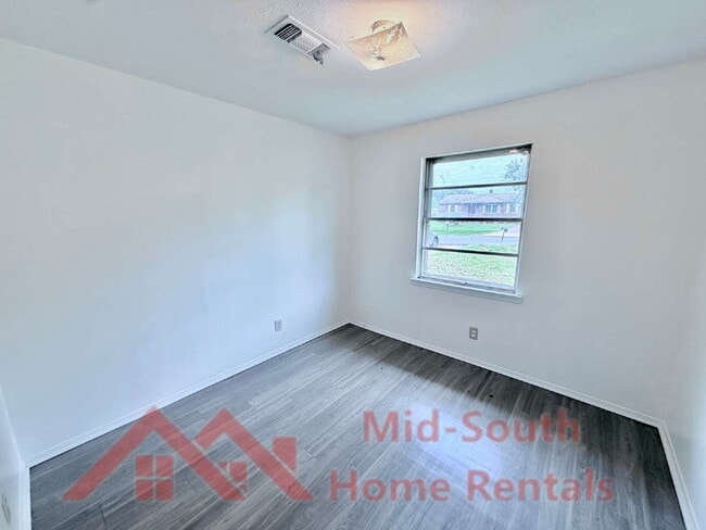 Building Photo - 5057 Gill Rd