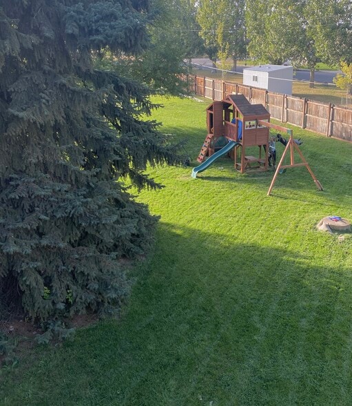 Shared playset - 1343 Bitterroot Dr
