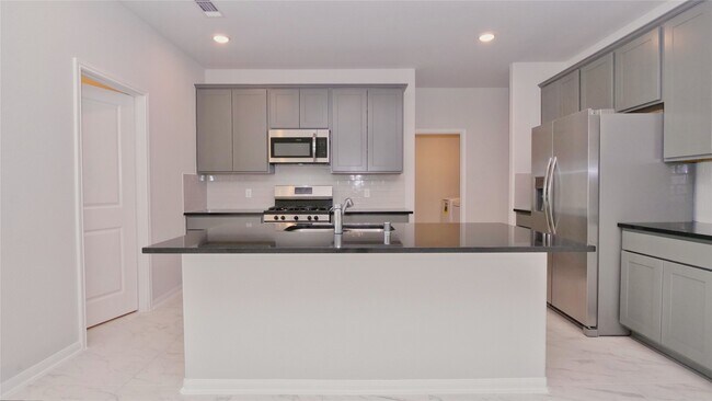 Building Photo - 2556 Allegretto Sea Dr