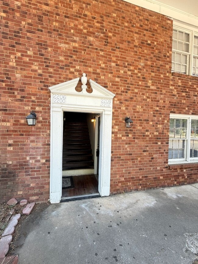 Building Photo - 2bed/1ba Apt off S Main Kannapolis close to Downtown Kannapolis & Hwy 73