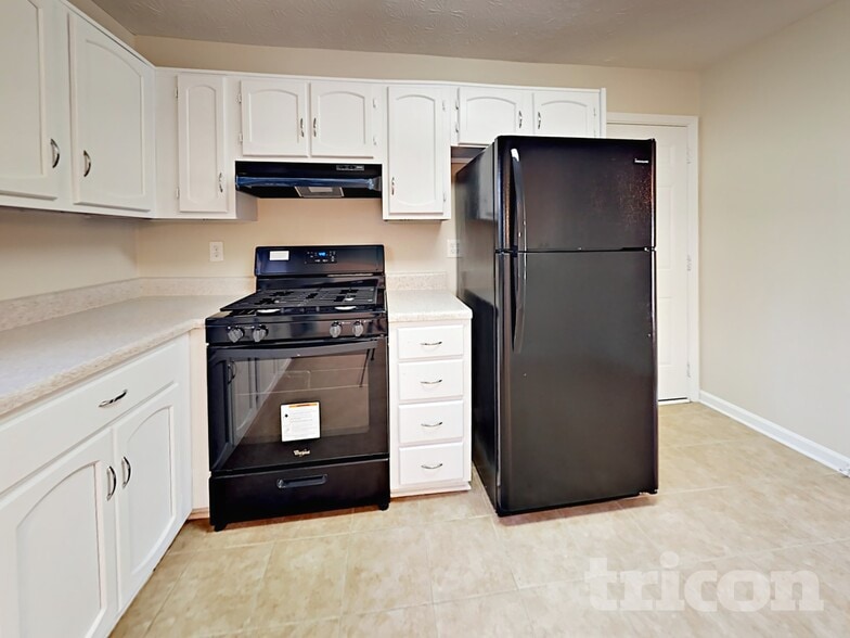 Building Photo - 2481 Dublin Ct