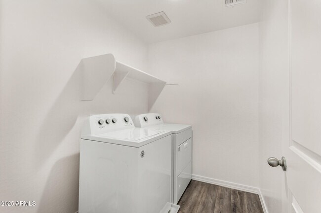 Building Photo - 331 W Mammoth Cave Dr