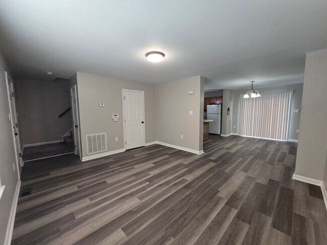 Building Photo - 1216 Superior Pointe Pl
