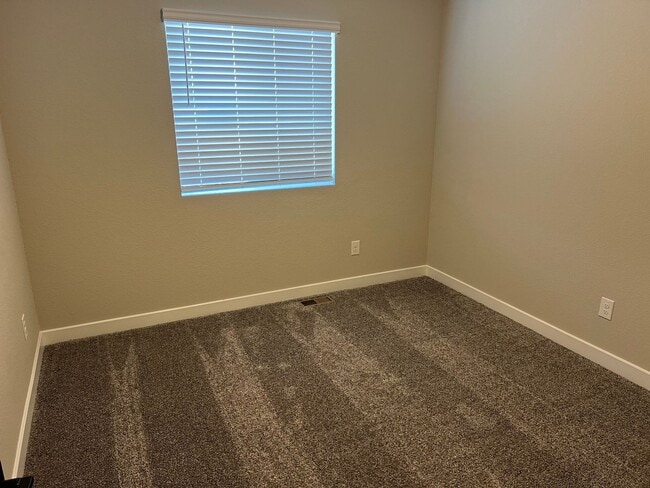 Building Photo - Beautiful New Home in Pueblo West