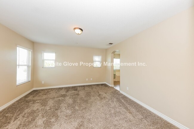 Building Photo - Beautiful Spanish Style 3 Bedroom Plus Lof...