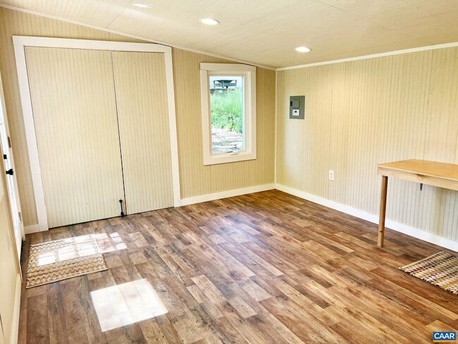 Building Photo - 1410 Monticello Rd