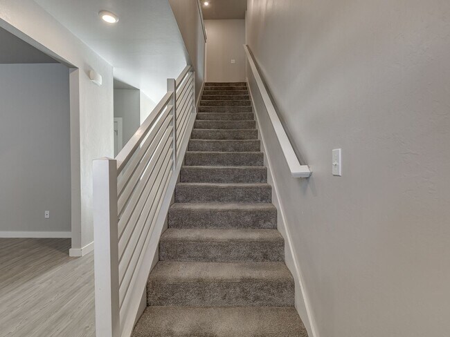 Building Photo - 508 NW 176th Terrace