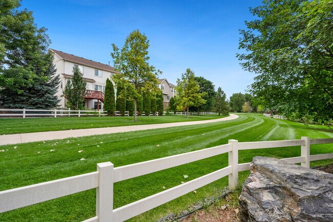 Building Photo - 2408 Pierce Ct