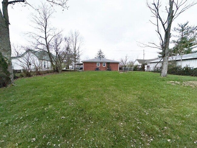 Building Photo - FNY121