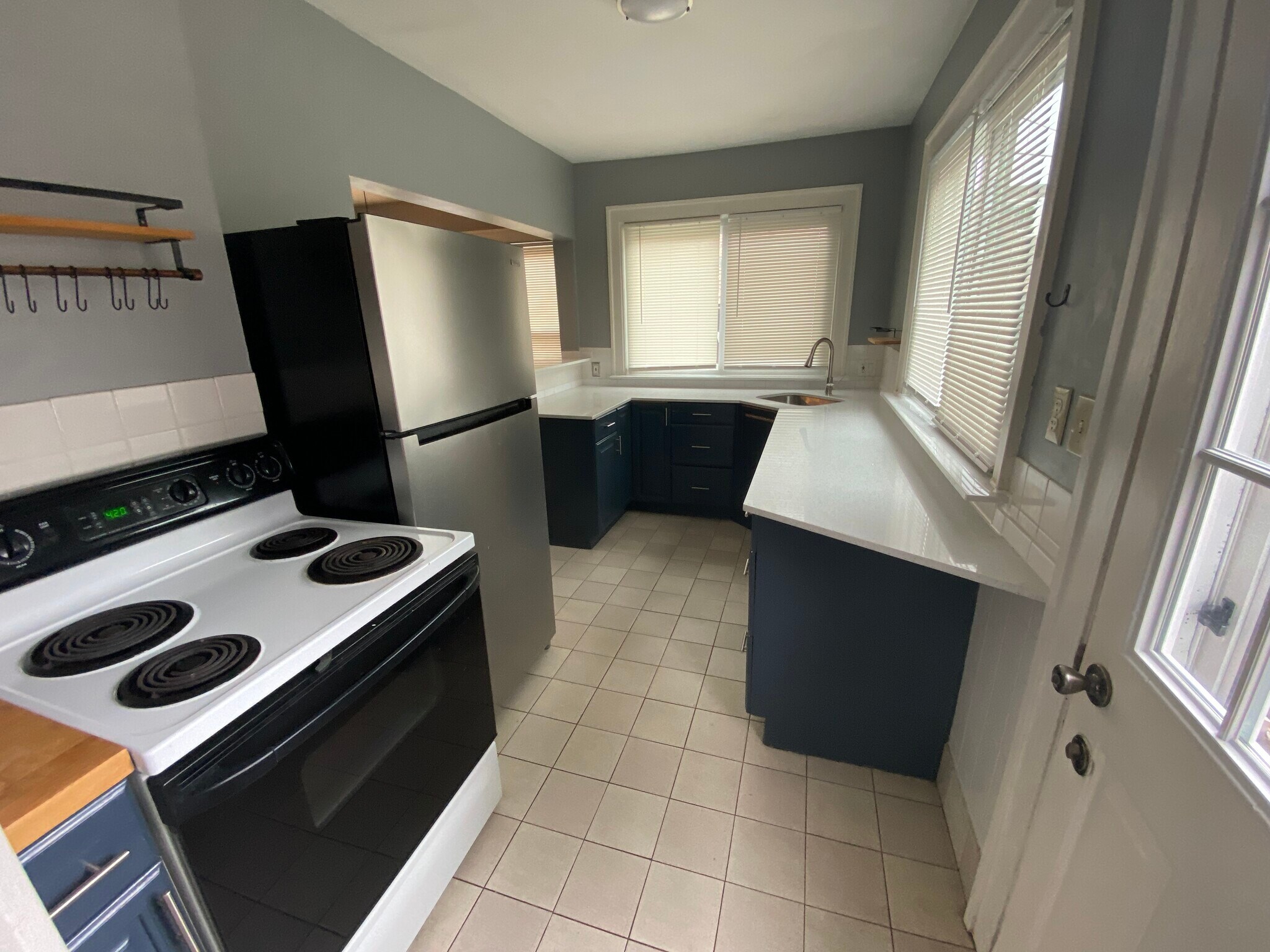 Kitchen - 3118 N Main St