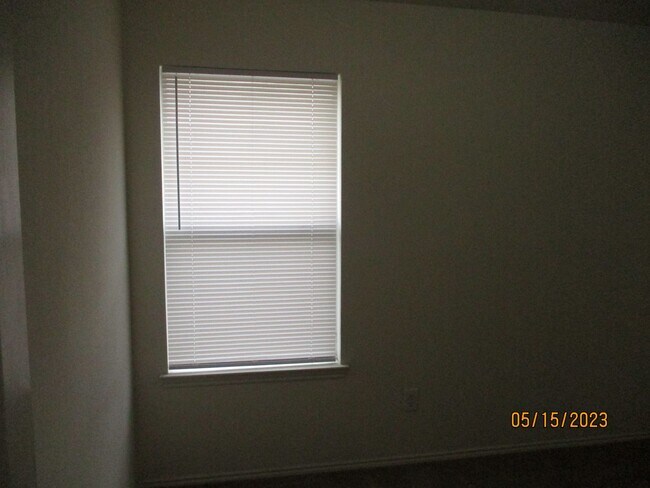 Building Photo - 5413 Chinkapin Ln