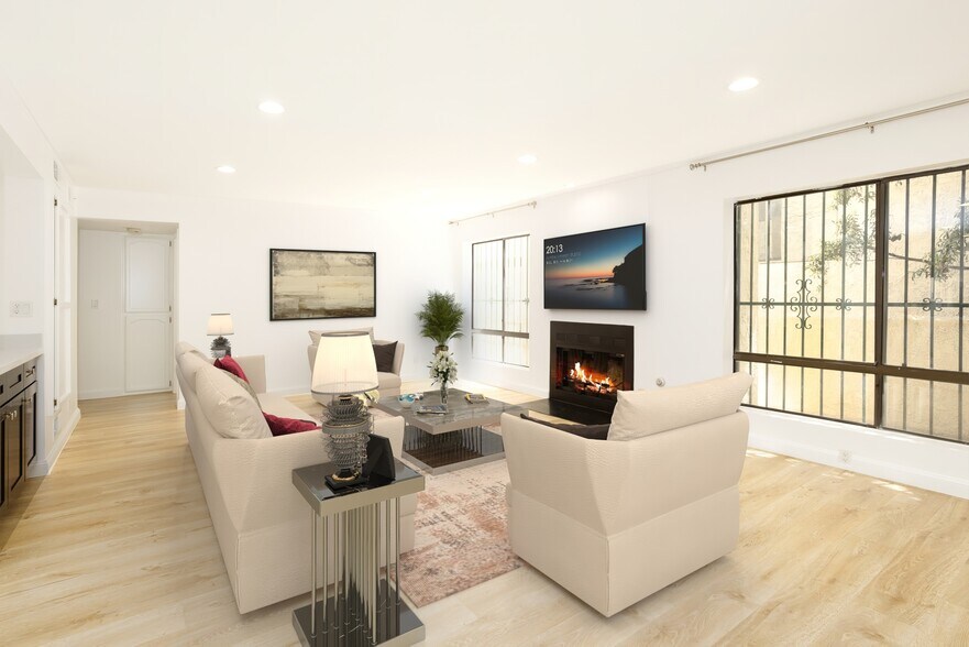Building Photo - 1738 S Bentley Ave