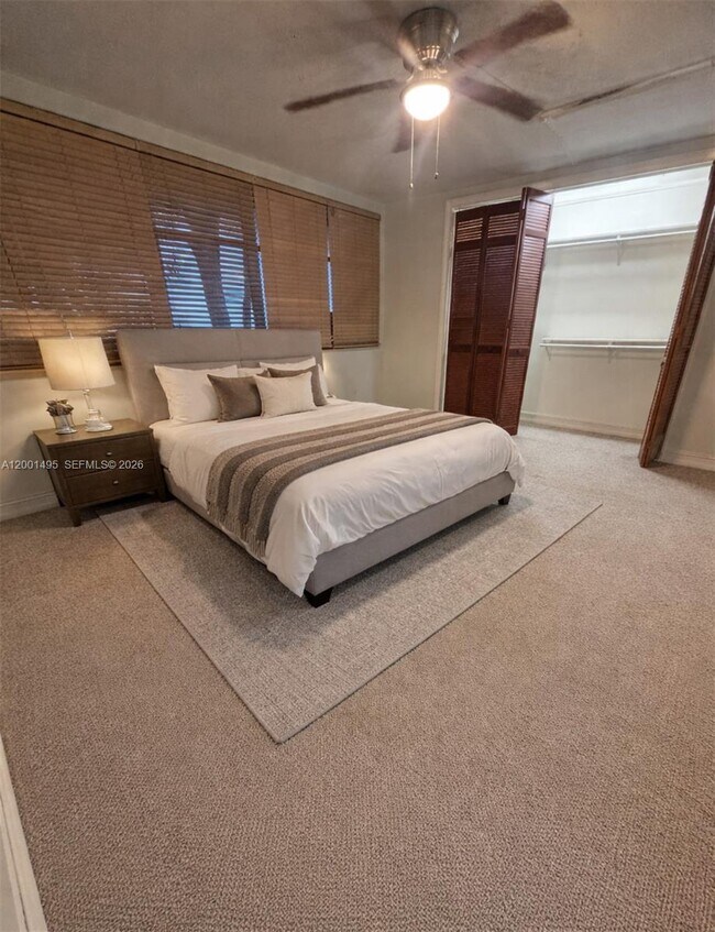 Building Photo - 2666 Tigertail Ave