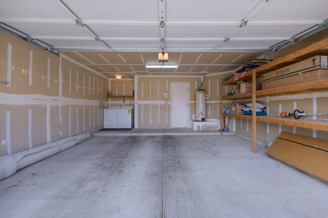 Building Photo - 10407 N Fair Desert Dr