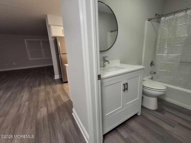 Building Photo - 123 Northampton Dr