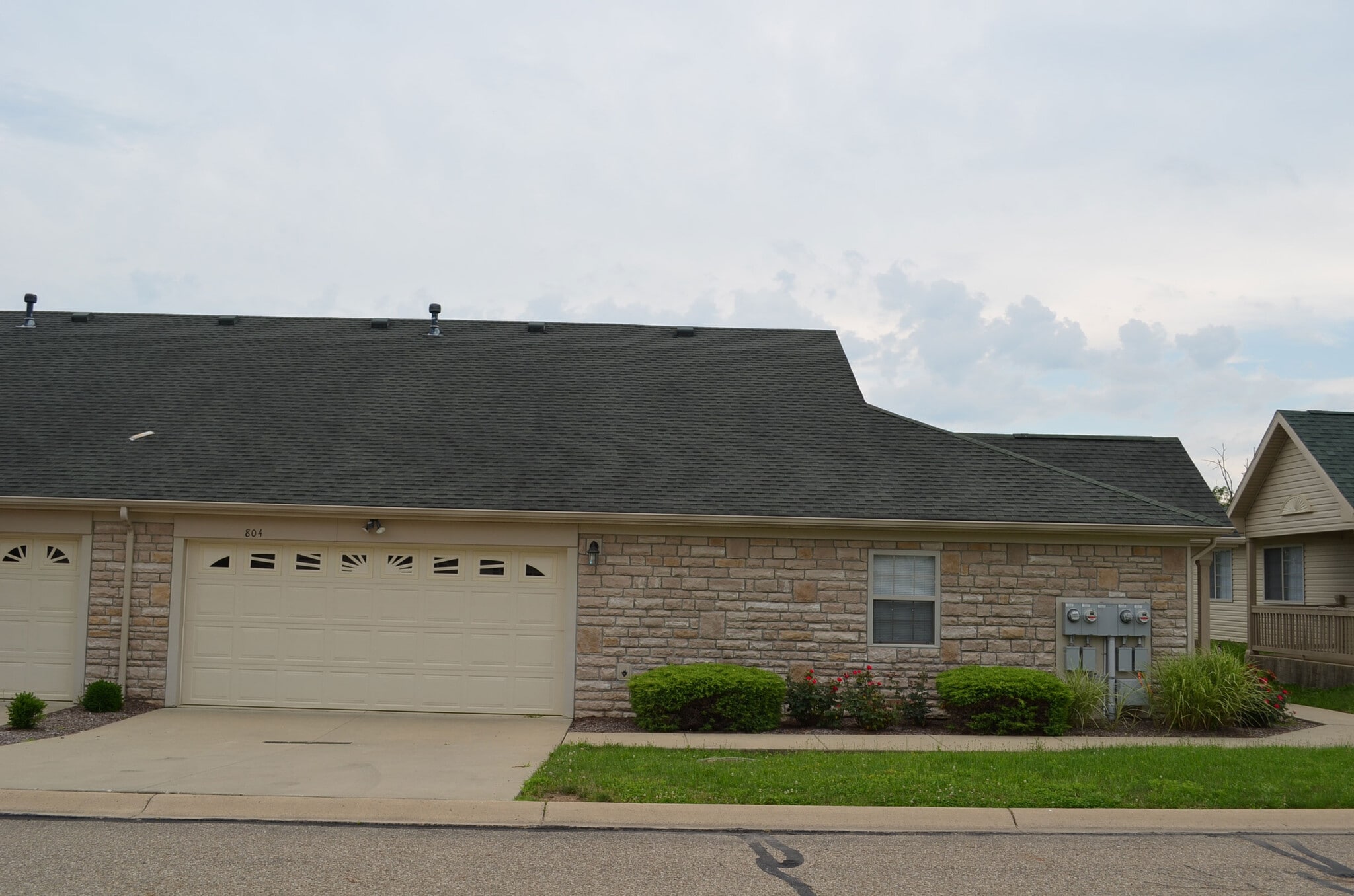 Building Photo - 804 Altamonte Dr
